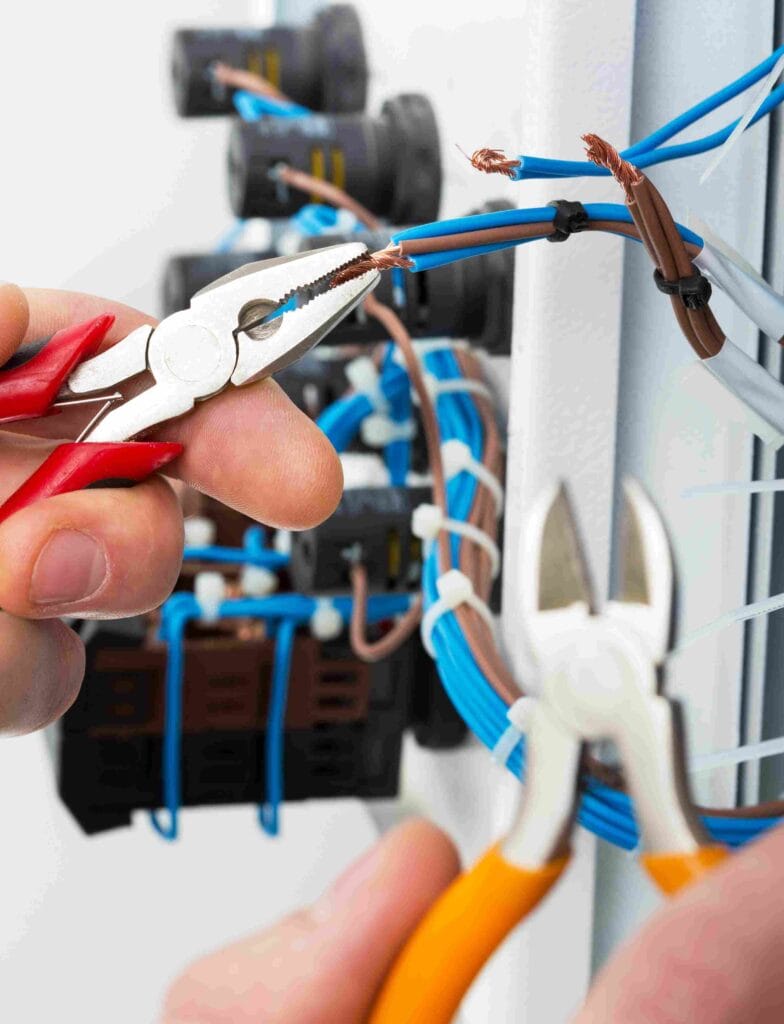 Electricistas para mantenimiento y reparacion de instalaciones electricas en Paternas - SRB Instalaciones Electricas